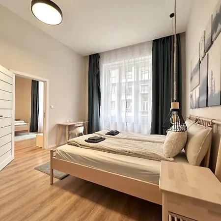 Appartement Center Bohemian Design With 6ppl Ac Wifi Budapest